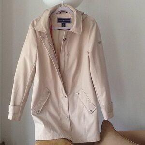 🔥💥🔥 Tommy Hilfiger -Beige Hooded Trench Coat